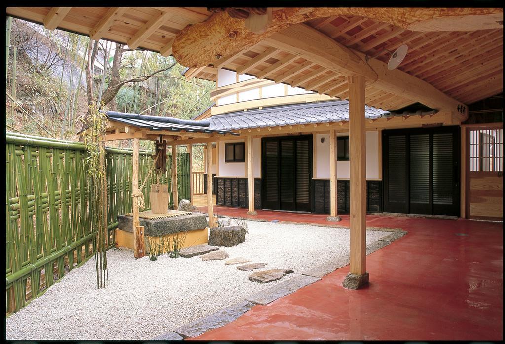 Hotel Oyado Sansui Achi Esterno foto