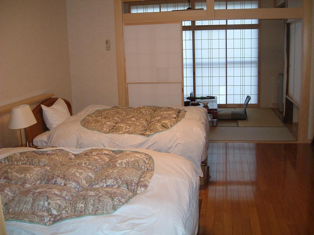 Hotel Oyado Sansui Achi Esterno foto